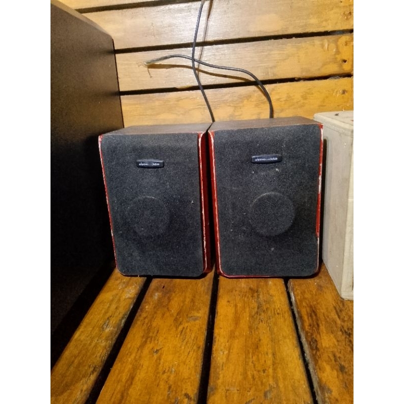speaker satelit