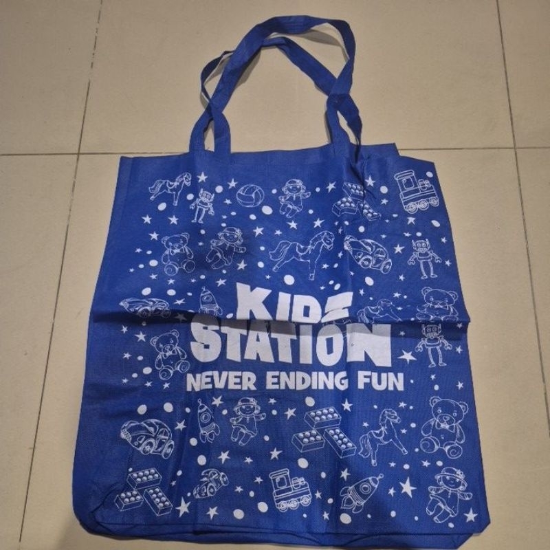 Tas Spundbond Totebag Kidz Station Authentic Large Tote Bag