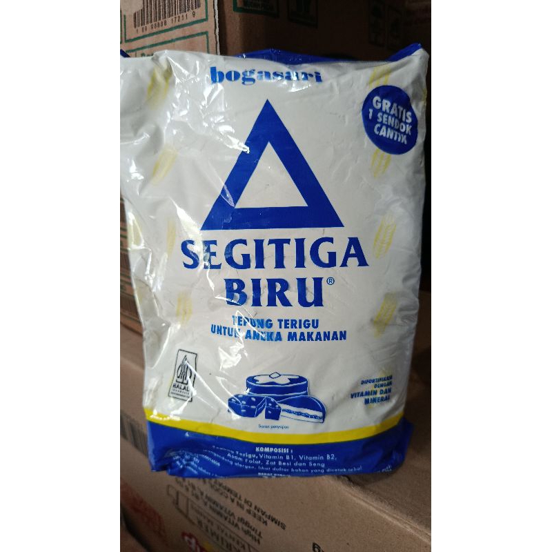 

Tepung Segitiga biru 1kg