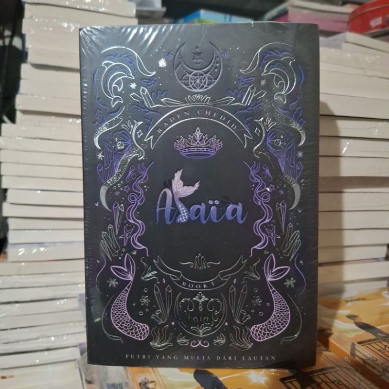 novel alaia ( original )