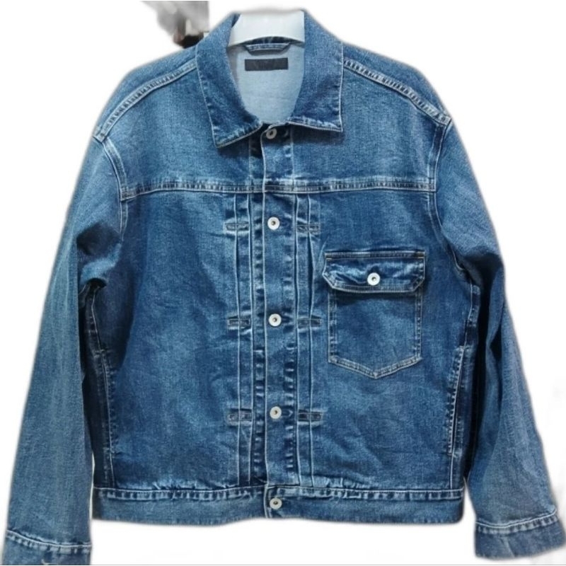 Uniqlo denim jacket type 1