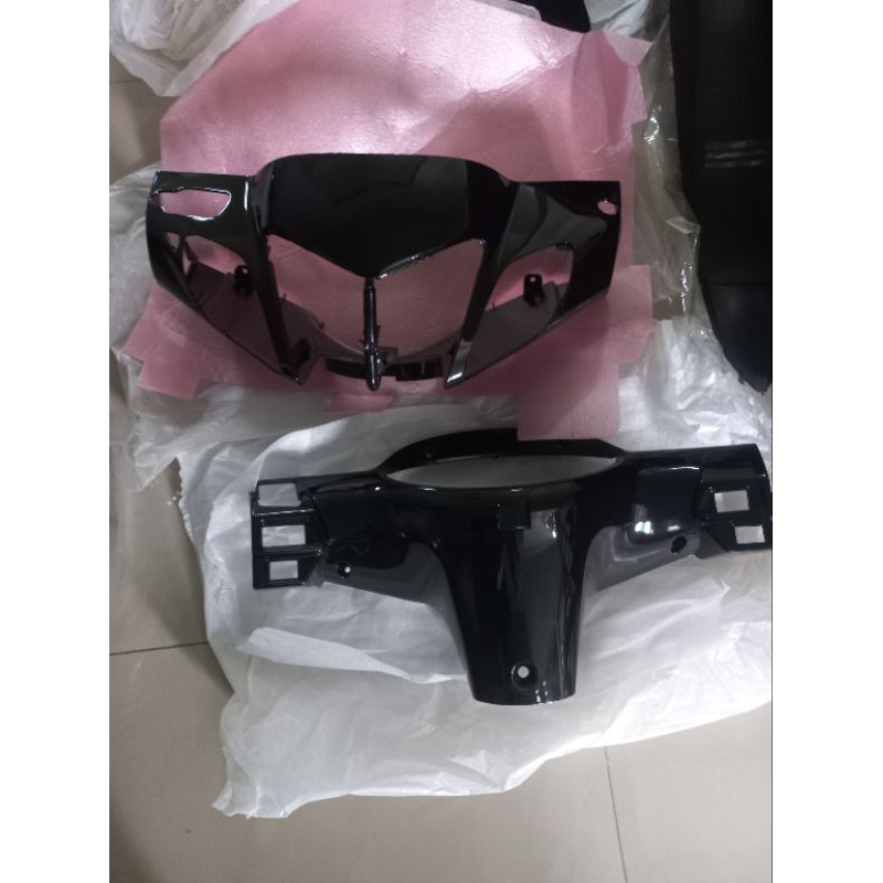 Batok lampu depan karisma 125