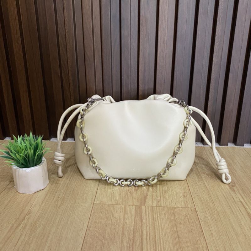 Madelyn Tas Kangtaina serut MADELYN bag