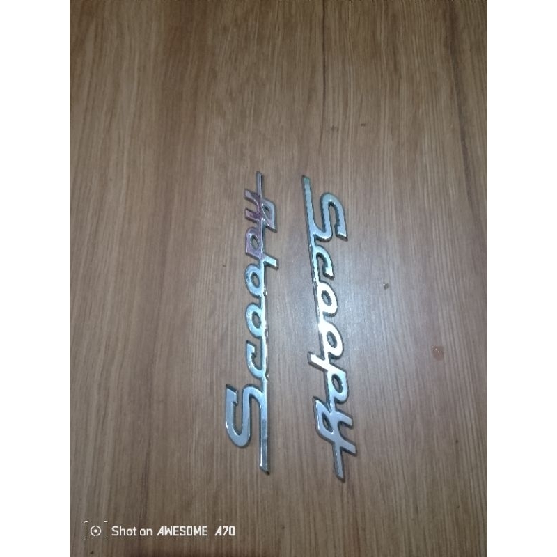 emblem Honda Scoopy fi bekas