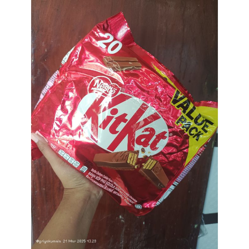 

Ready kitkat malaysia isi 20