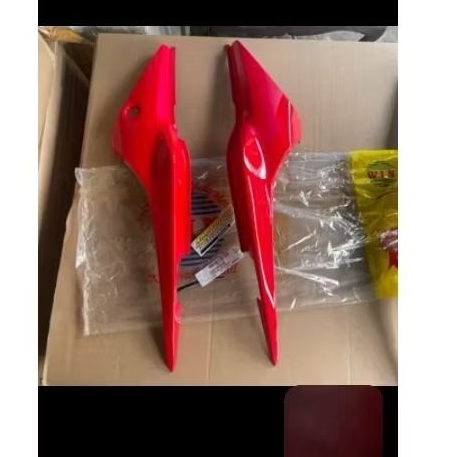 Cowl Rear Cover Body Bodi Samping Belakang CB150R CB150 R CB 150R New Streetfire Red Merah Mengkilap