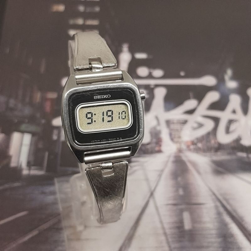 Jam tangan wanita Rate Vintage seiko ladies digital watch L221 5070