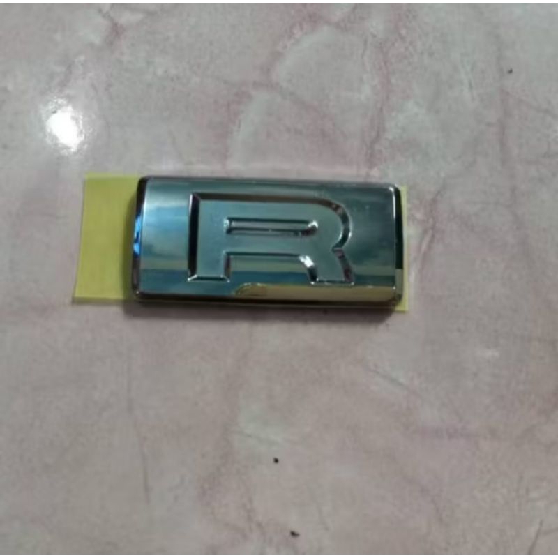 Emblem R daihatsu xenia