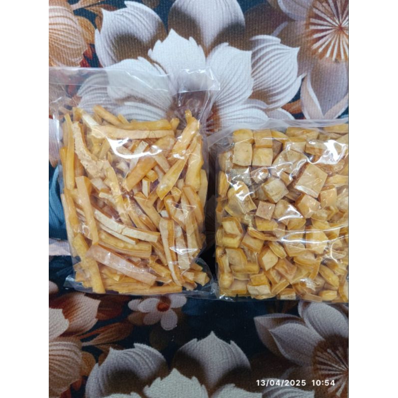 

krecek rambak kulit sapi varian mix ( dadu dan mie) mekar maksimal renyah dan gurih