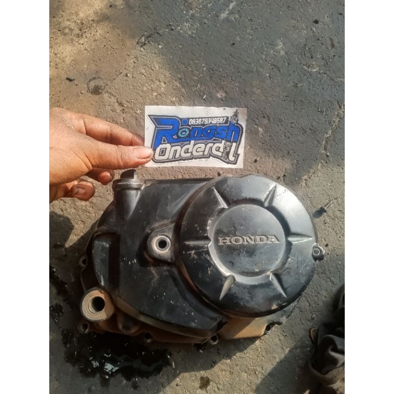 Blok Oli Block Kanan Honda Revo Absolut originallepasan motor