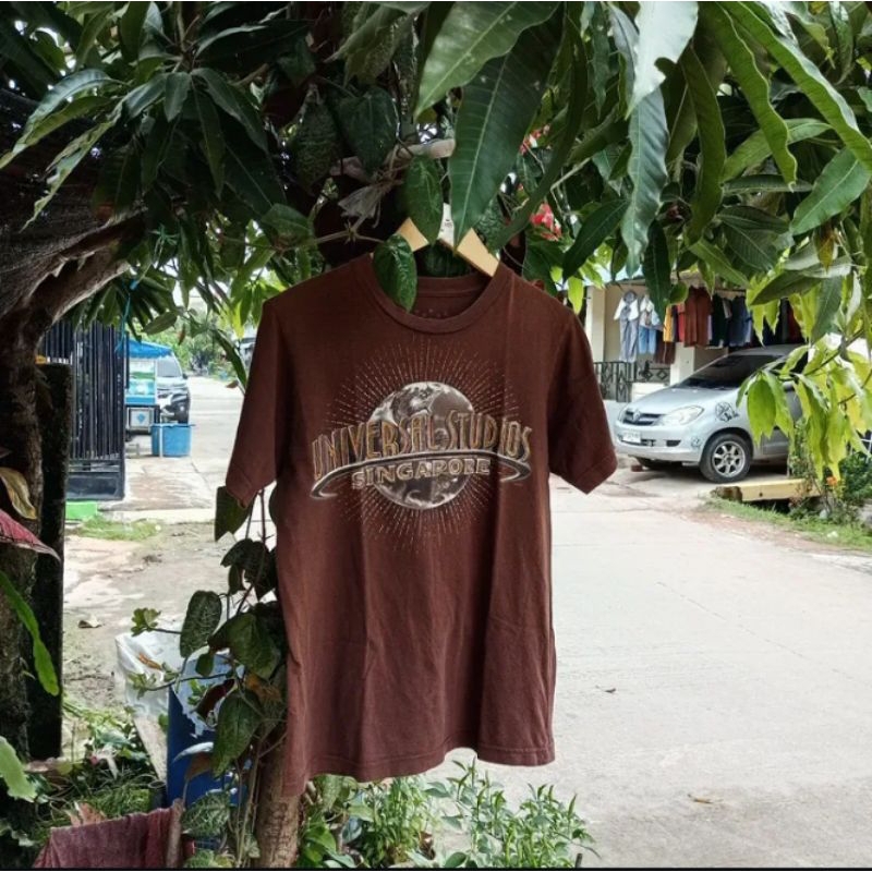 Kaos Universal Studios Brown