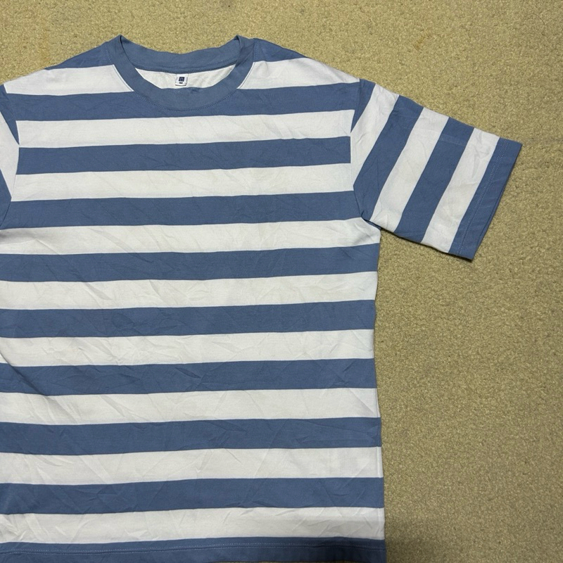 PRELOVED KAOS UNIQLO AIRISM SALUR BIRU