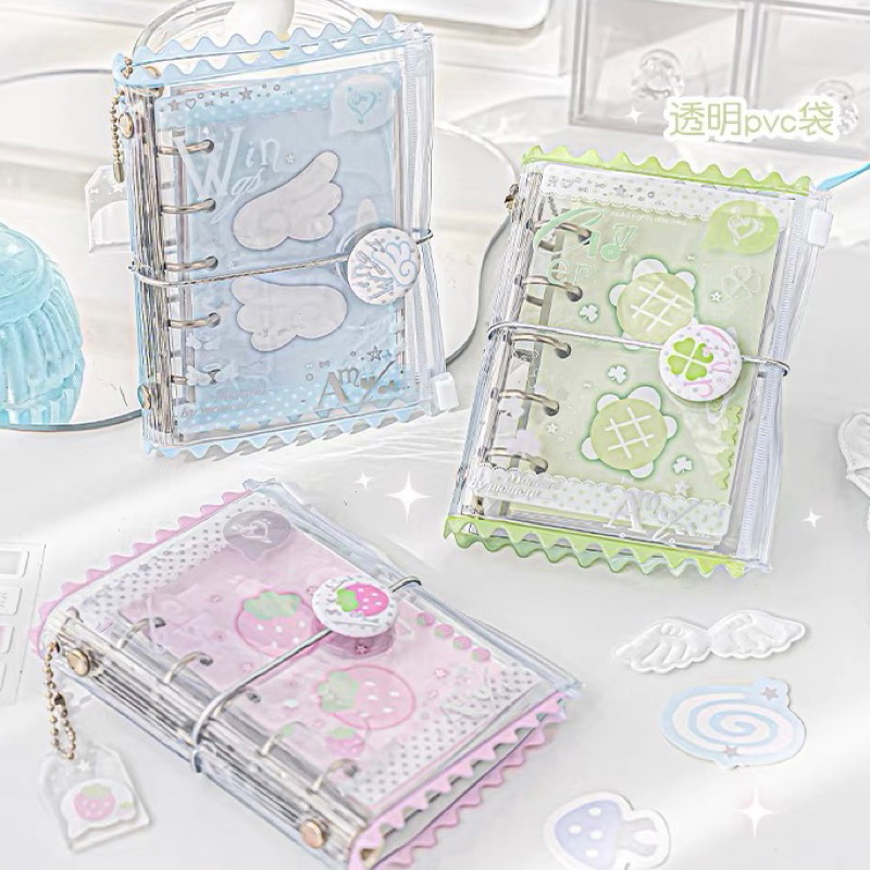 

Binder Buku Catatan Notebook Isi 72lembar (include 1 gantungan, 1 bros/pin, 3 kartu)