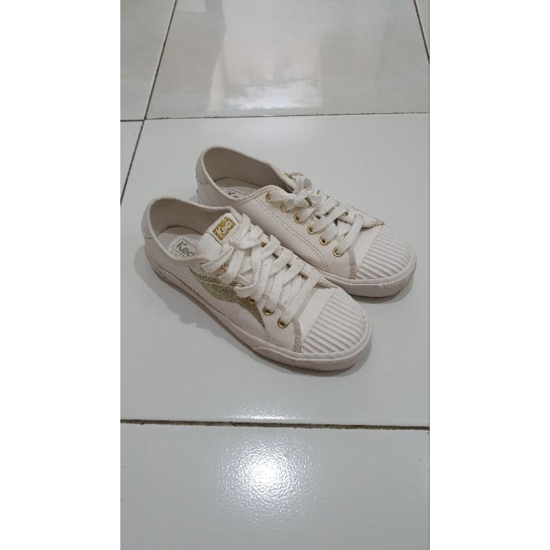 sepatu keds preloved