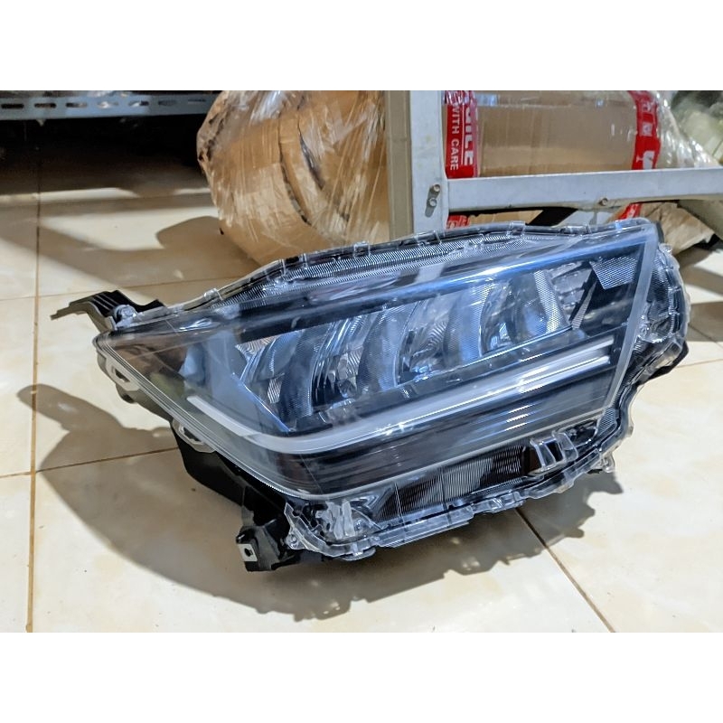 headlamp toyota ayla daihatsu agya 2023 original