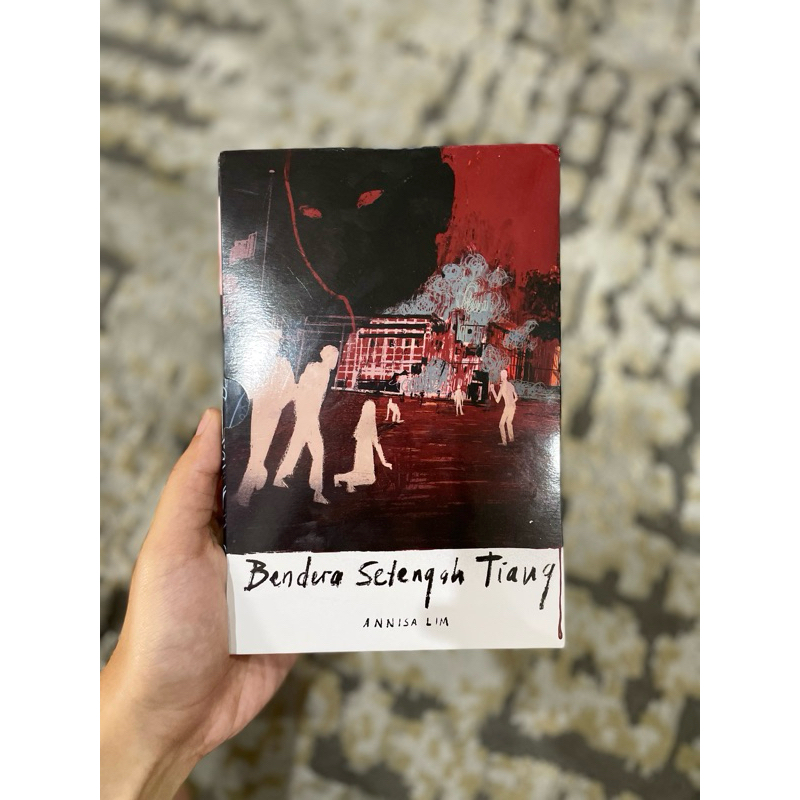 [Preloved] Bendera Setengah Tiang - Annisa Lim