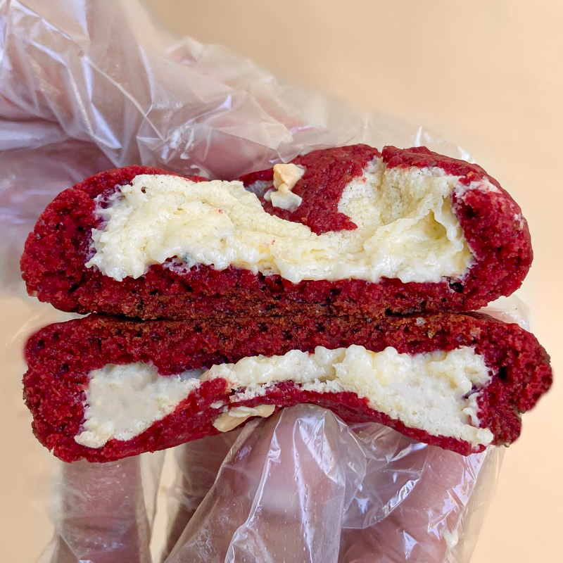 

TAKE THE COOKIE — Redvelvet Creamcheese