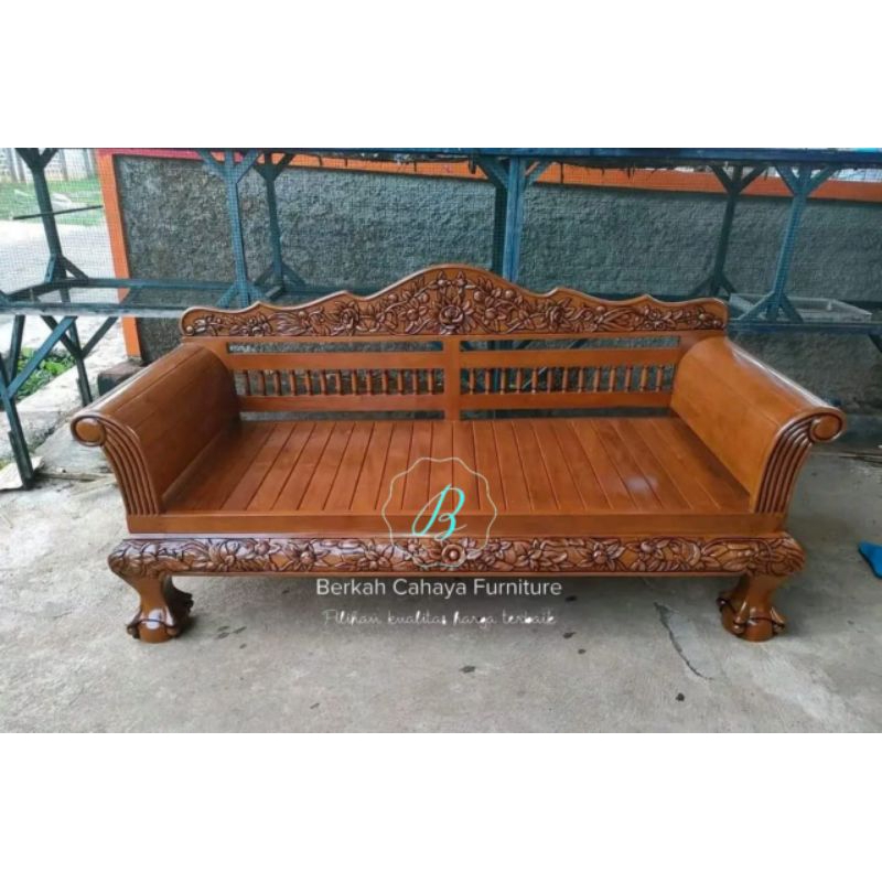 bale-bale kuku macan kayu jati ukir jepara