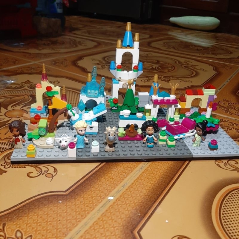 lego castle princess disney advent calendar 2024 . lego princess elsa frozen , lego princess disney 