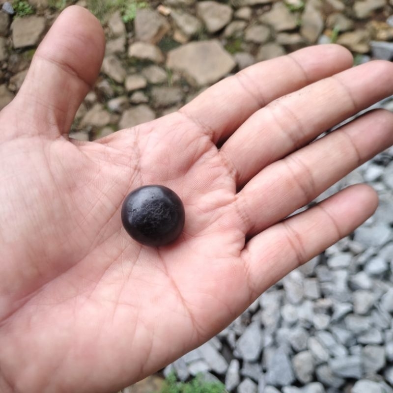 Batu getar air ,batu bergerak di air