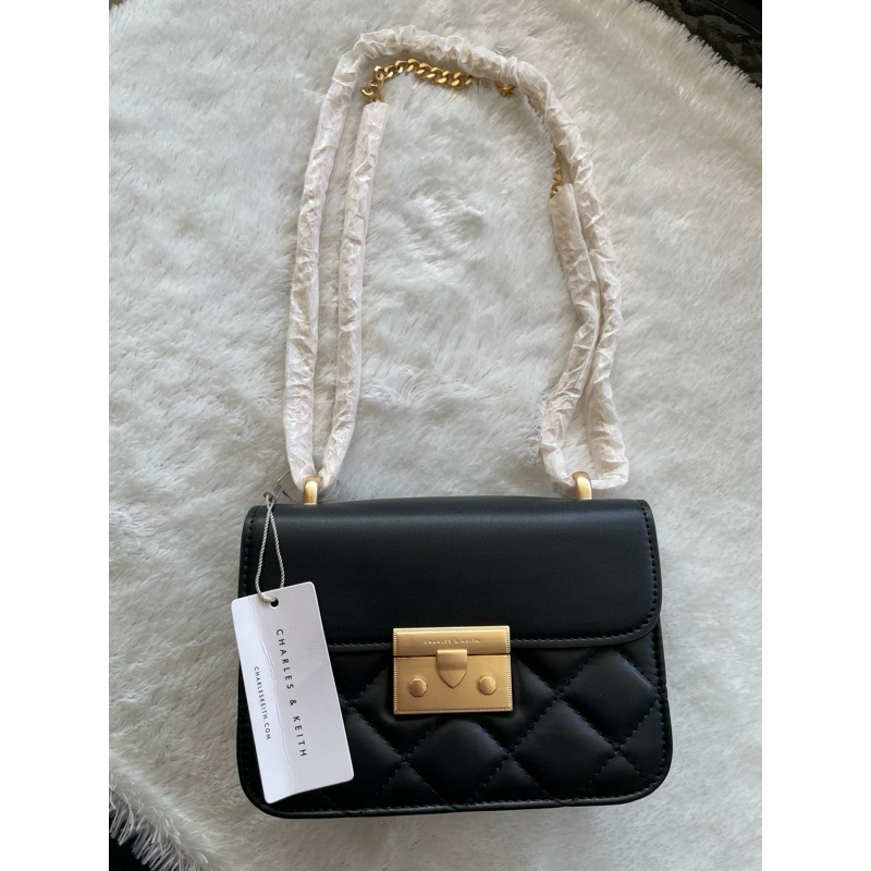 CHARLES & KEITH - Pillow Sling Bag | CK Original Lelangan