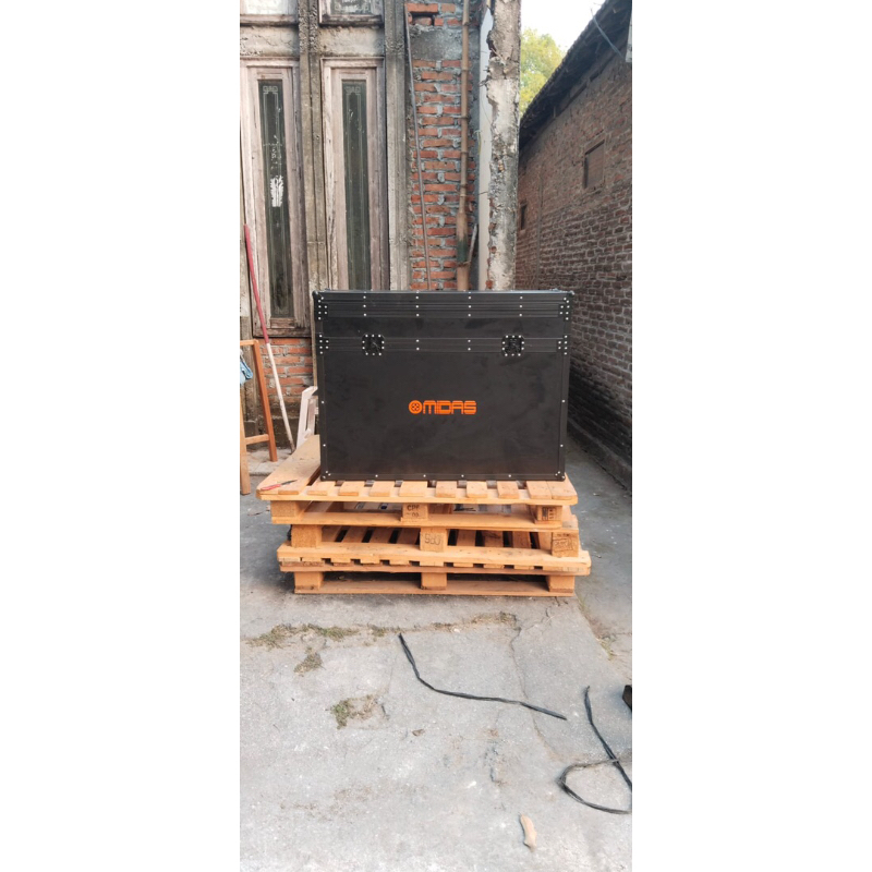 hardcase midas m32live