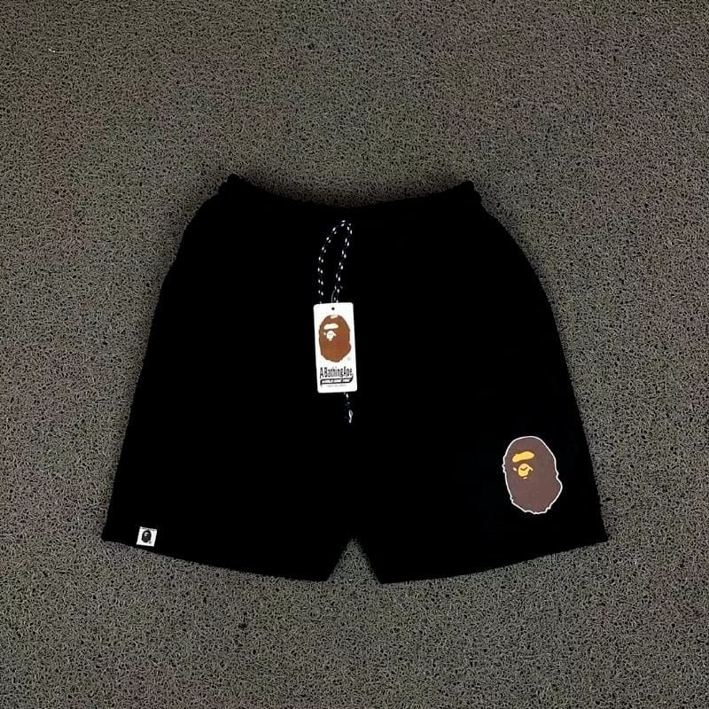 CELANA PENDEK BAPE LOGO