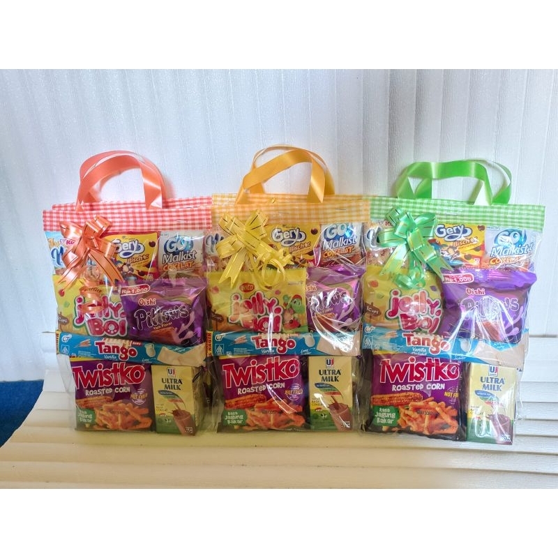 

Snack Ultah Anak / Paket Snack Ulang Tahun/ Goodiebag Snack/bingkisan ultah surabaya/Snack Ultah Sby