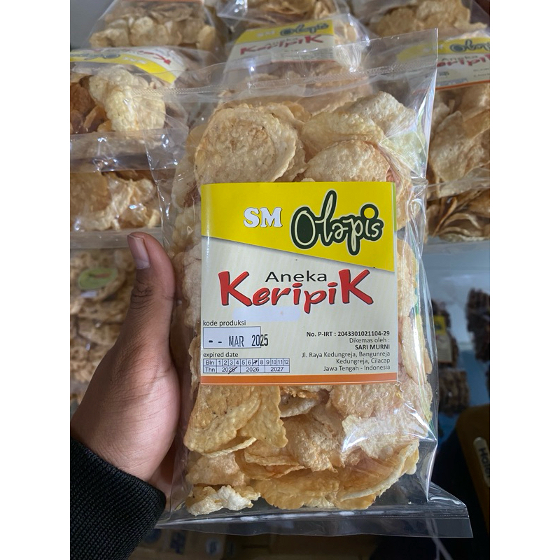 

(Oleholeh.id) Emping putih makanan cemilan khas Cilacap