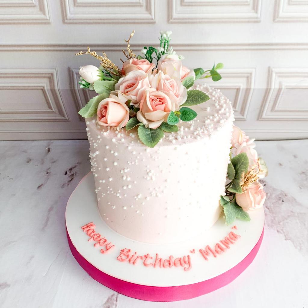 

Kue Ulang Tahun/Birthday Cake/Kue Ultah Tema Flower/Kue Birthday Jakarta/Cake Bunga