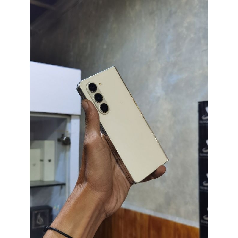 Samsung Z Fold 5 12/512 Second Fullset Bergaransi