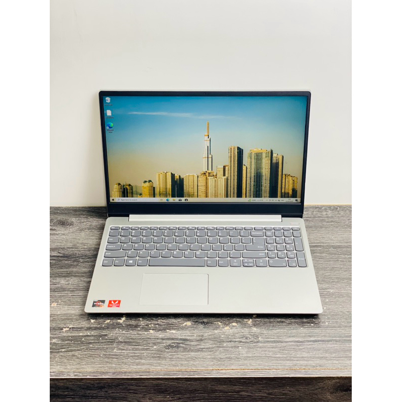 LENOVO IDEAPAD 330S • RYZEN 5 • RAM 8GB • SSD 128GB