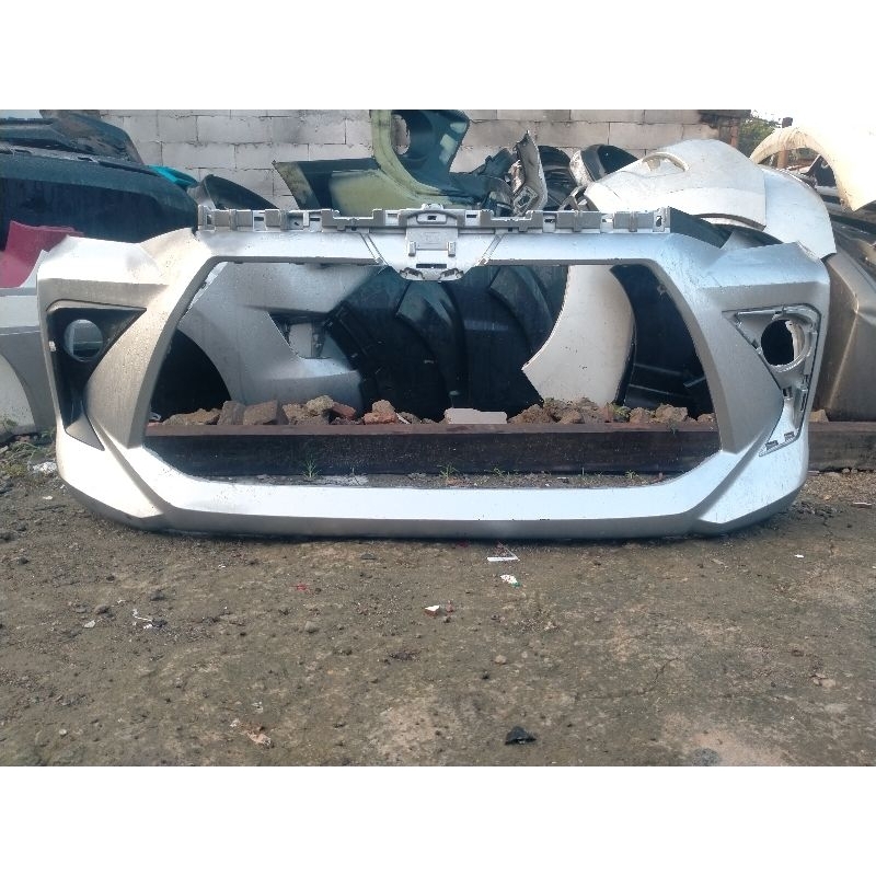 Bemper depan Avanza tipe g 2022 2023