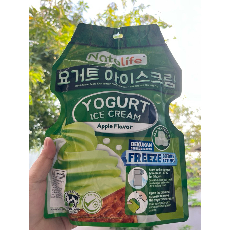 

Eceran/Satuan Natalife Yoghurt Ice cream rasa Apel