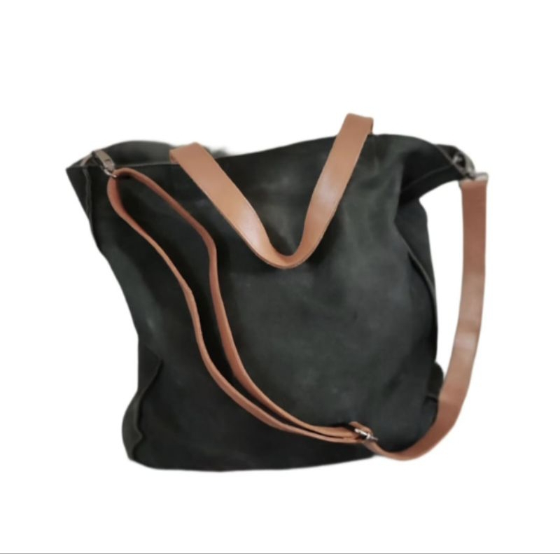 PL Preloved Uma&Leopold Suede Shoulder bag with detachable strap