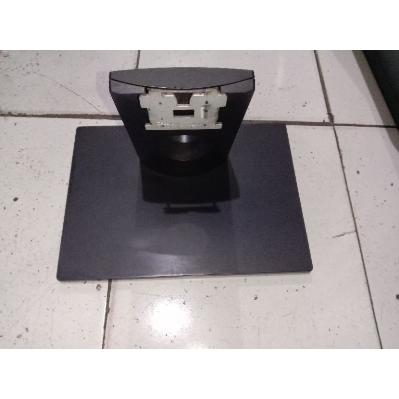 kaki monitor DELL E2216H