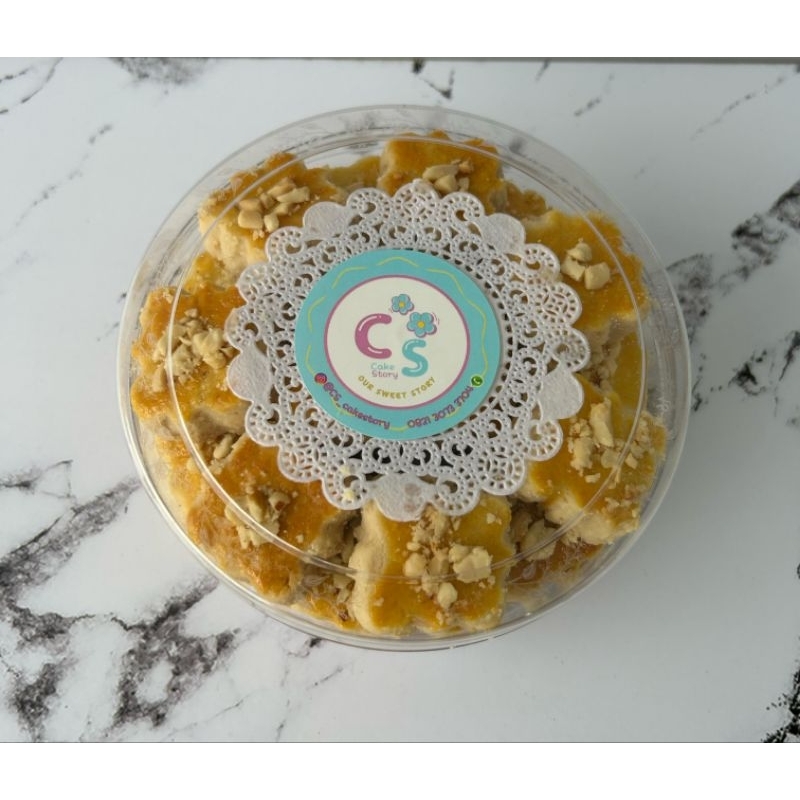 

kue kacang Toples tabung 500ml, netto 282gr