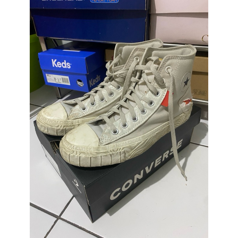 sepatu converse second original ukuran 41 beige colour