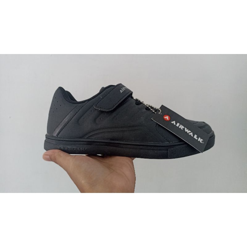 AIRWALK BRADY/SEPATU HITAM DIADORA/SEPATU ANAK SNEAKERS