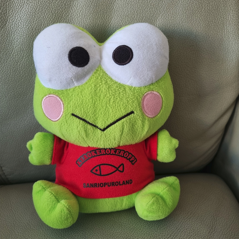 PRELOVED BONEKA KEROKEROKEROPPI DARI SANRIO PUROLAND JEPANG