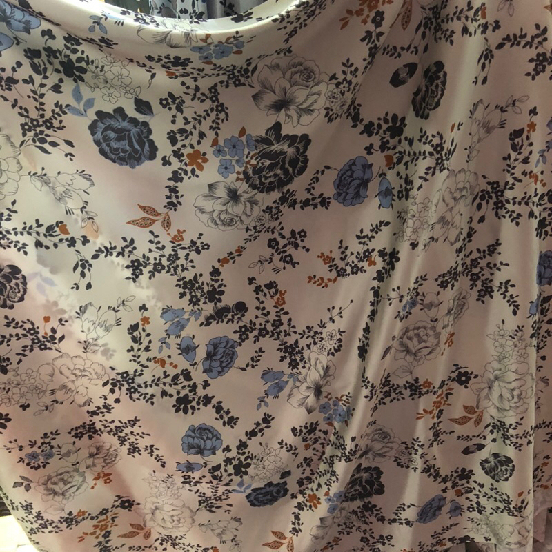 kain armany silk motif - kain armany silk motif bunga - kain armany silk motif premium - kain armany