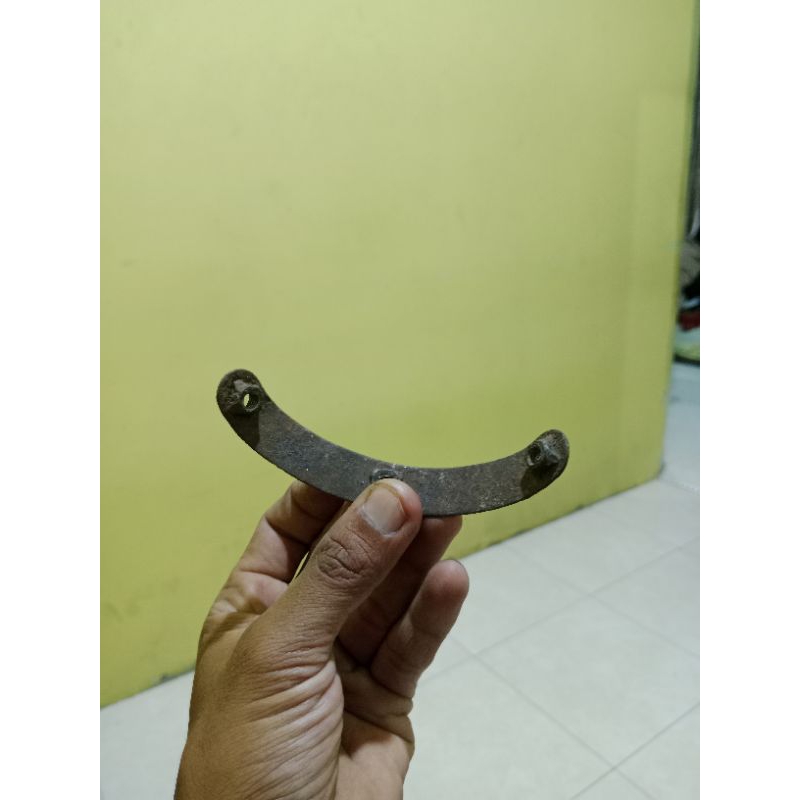 Plat penahan kepetan sleborl gl 100 cdi original copotan