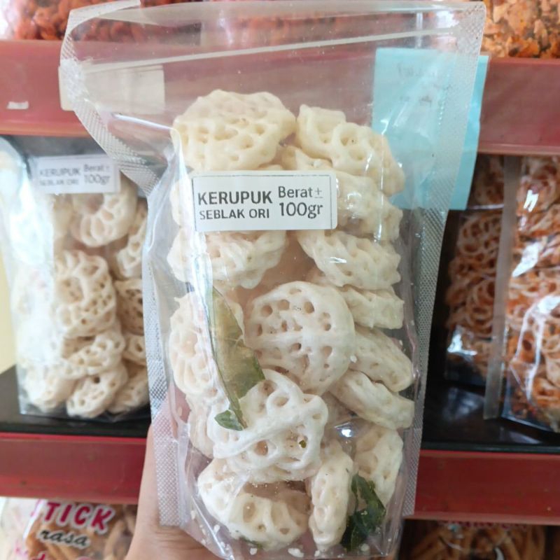 

CEMILAN KERING KERUPUK SEBLAK ORI 100G