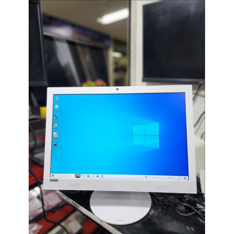 PC ALL IN ONE LENOVO IDEACENTRE AIO 330-30AST AMD A4-9135 RADEON R3 RAM 8GB HDD 1TB LAYAR 20-INCHI B