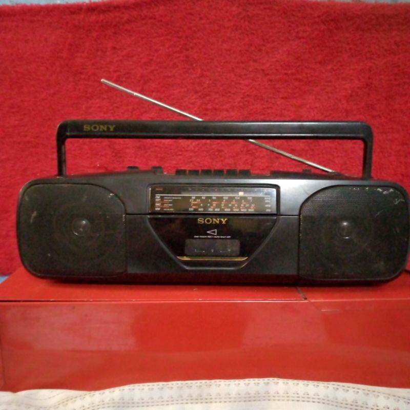 radio jadul  Sony cfs-211s