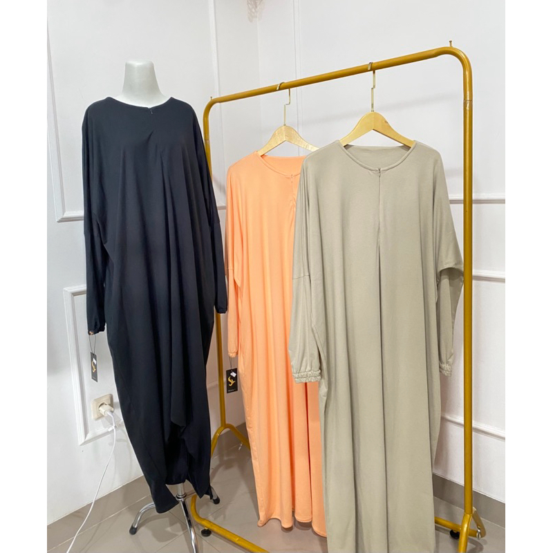 Gamis Polos Longgar Lengan Panjang