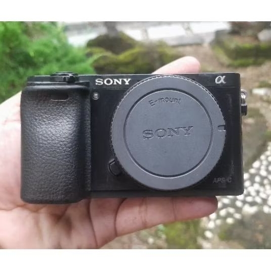 sony a6000 second
