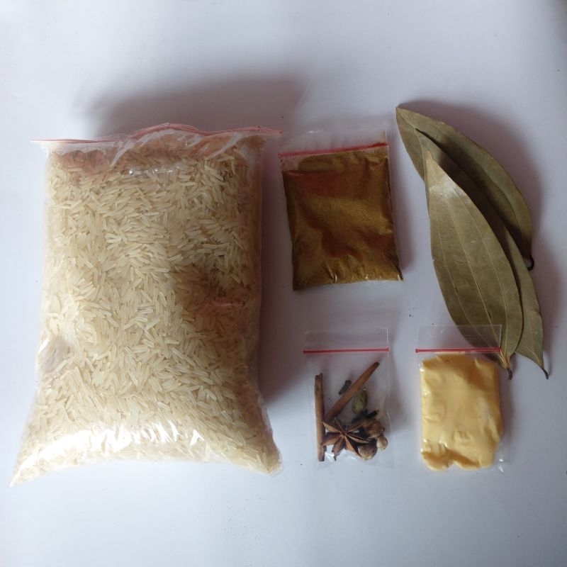 

bumbu instan Nasi Kebuli enak dan wangi plus beras basmati 1kg gratis rempah