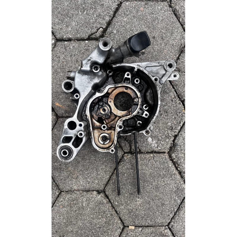 Blok Crankcase Krengkes Cranksaft Kanan Bak Oli Tempat Oli Honda Vario 110 Karbu ORIGINAL Copotan Mo