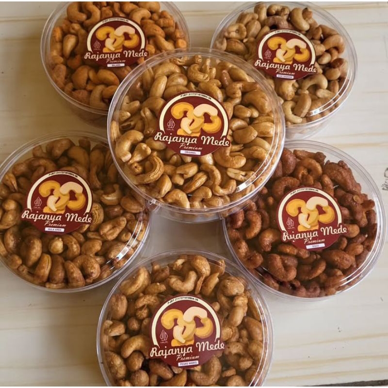 

[MAKASSAR] Rajanya Mede / Kacang Mede Rasa Gurih dan Reyah. Tersedia rasa Original, balado, gula aren, asin bawang, coklat & pedas manis